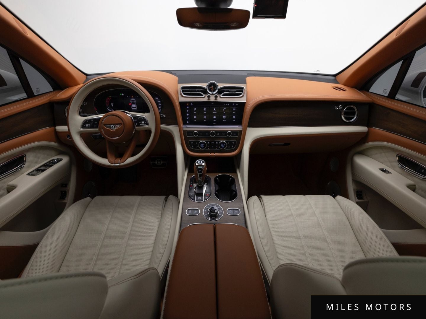 Bentley Bentayga 2024 — миниатюра 6