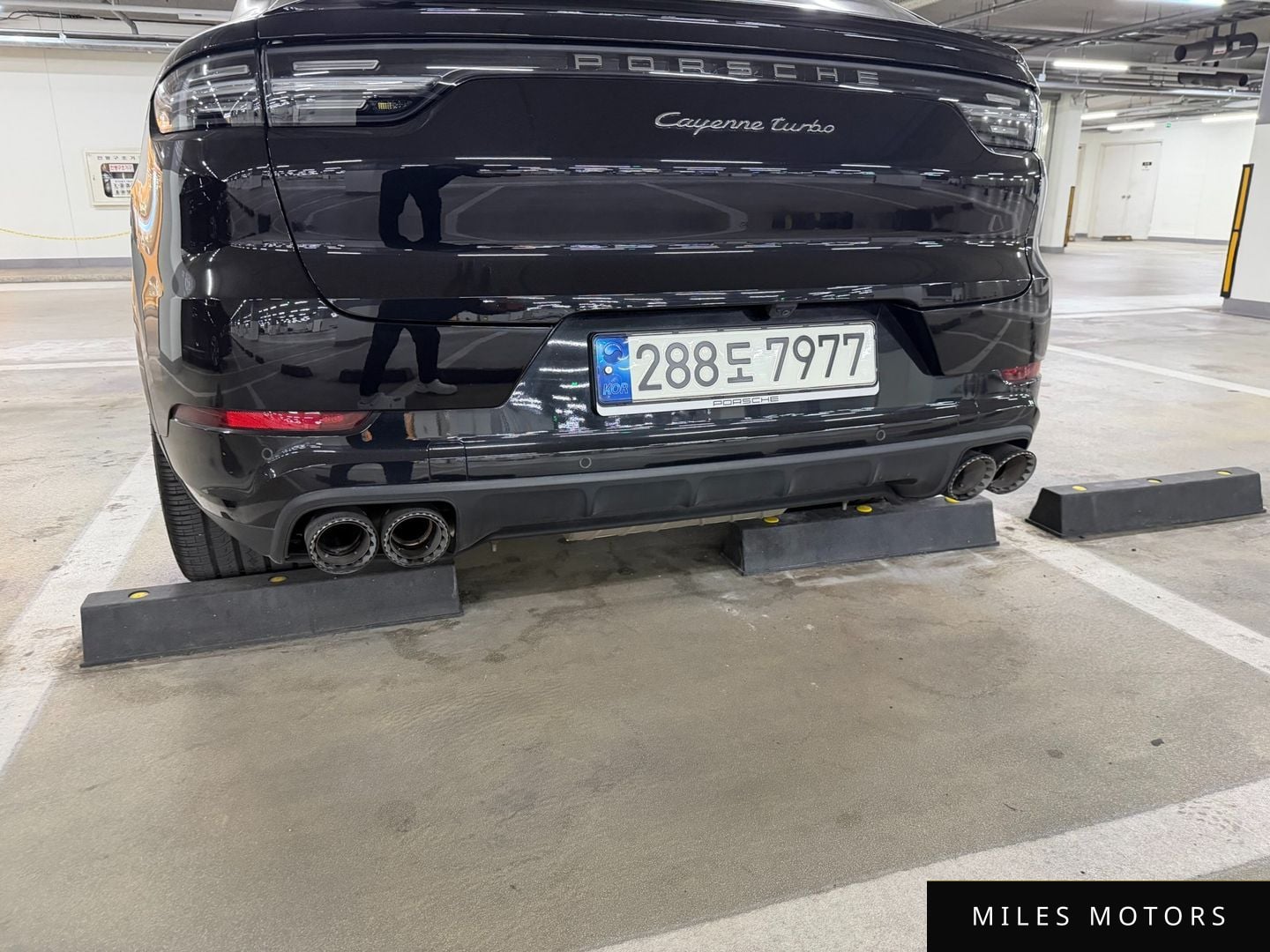 Porsche Cayenne 2021 — миниатюра 5