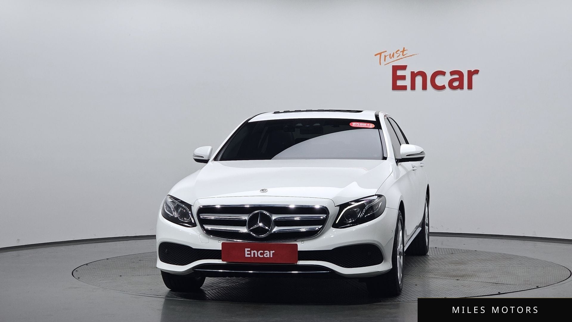 Mercedes-Benz E-Class W213 2018 — миниатюра 2