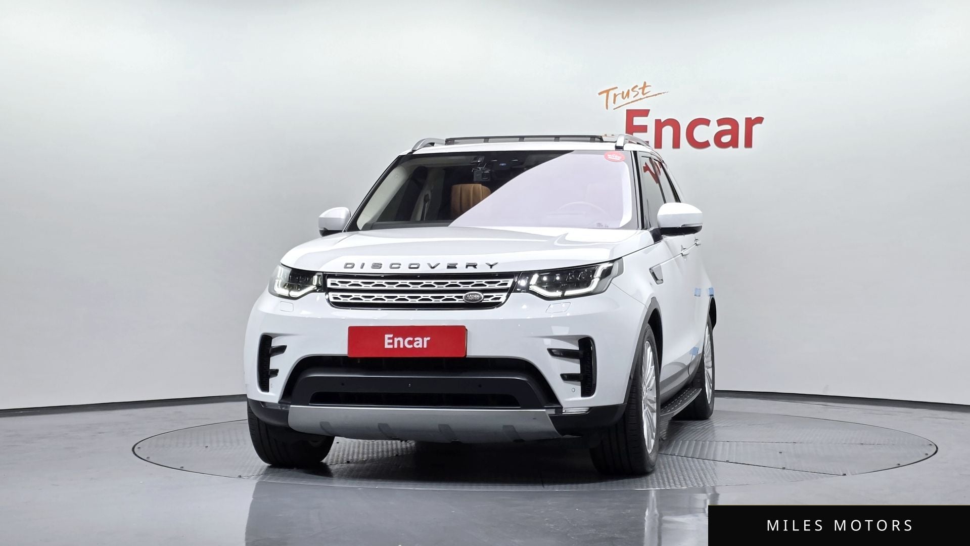 Land Rover Discovery 2020 — миниатюра 3