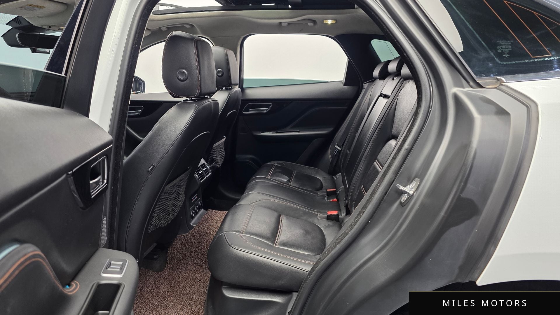 Jaguar F-PACE 2019 — миниатюра 18