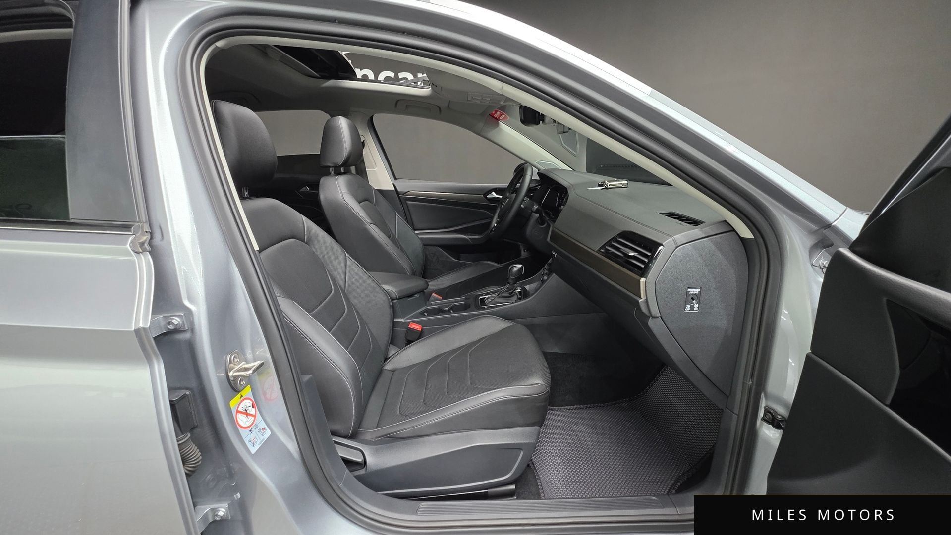 Volkswagen 제타 2021 — миниатюра 13
