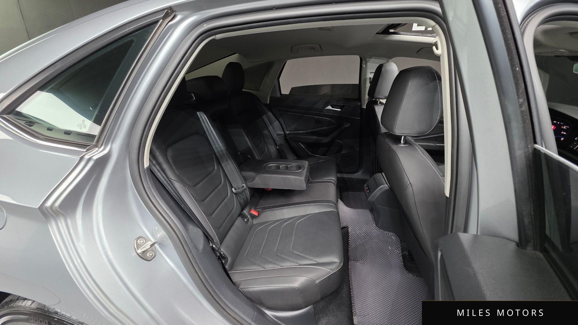Volkswagen 제타 2021 — миниатюра 24