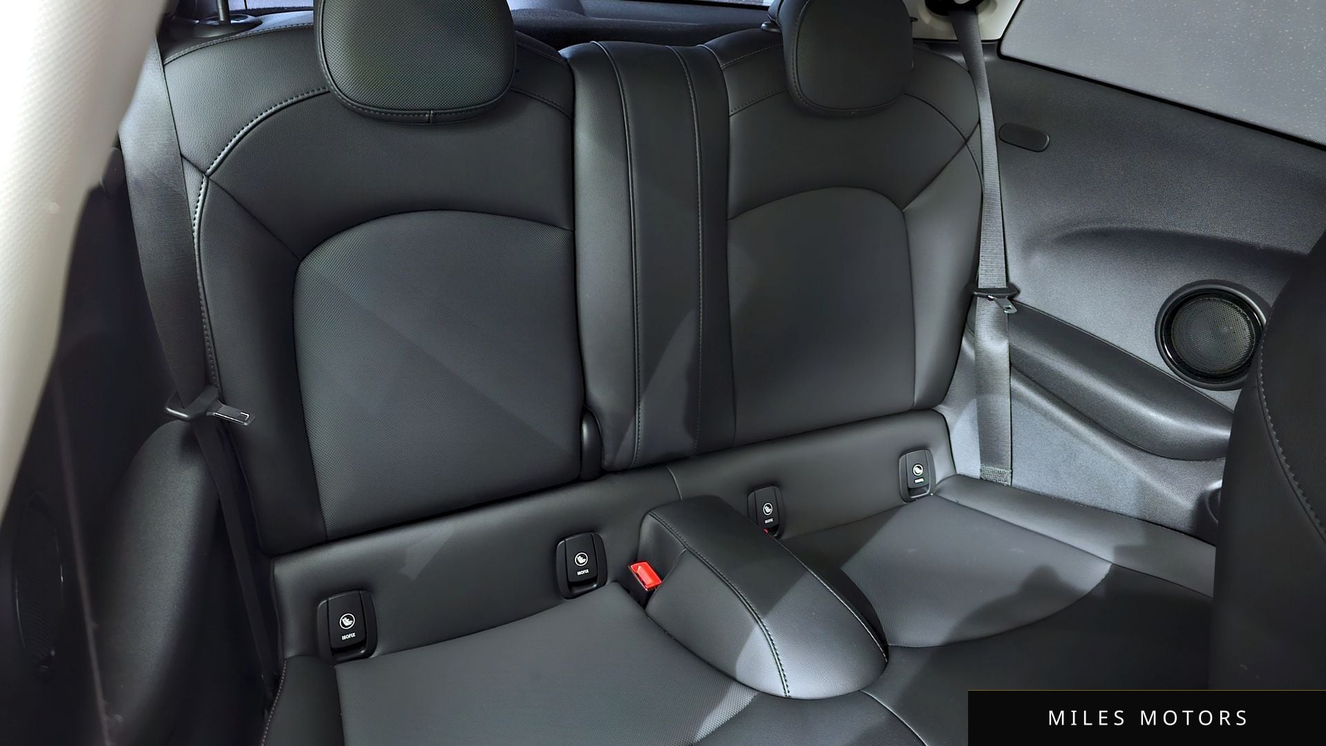 MINI Cooper 2019 — миниатюра 16