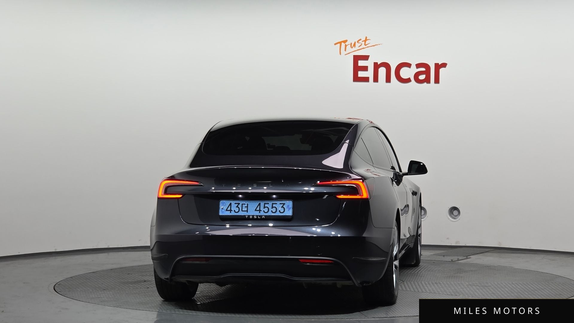 Tesla 모델 3 2024 — миниатюра 4