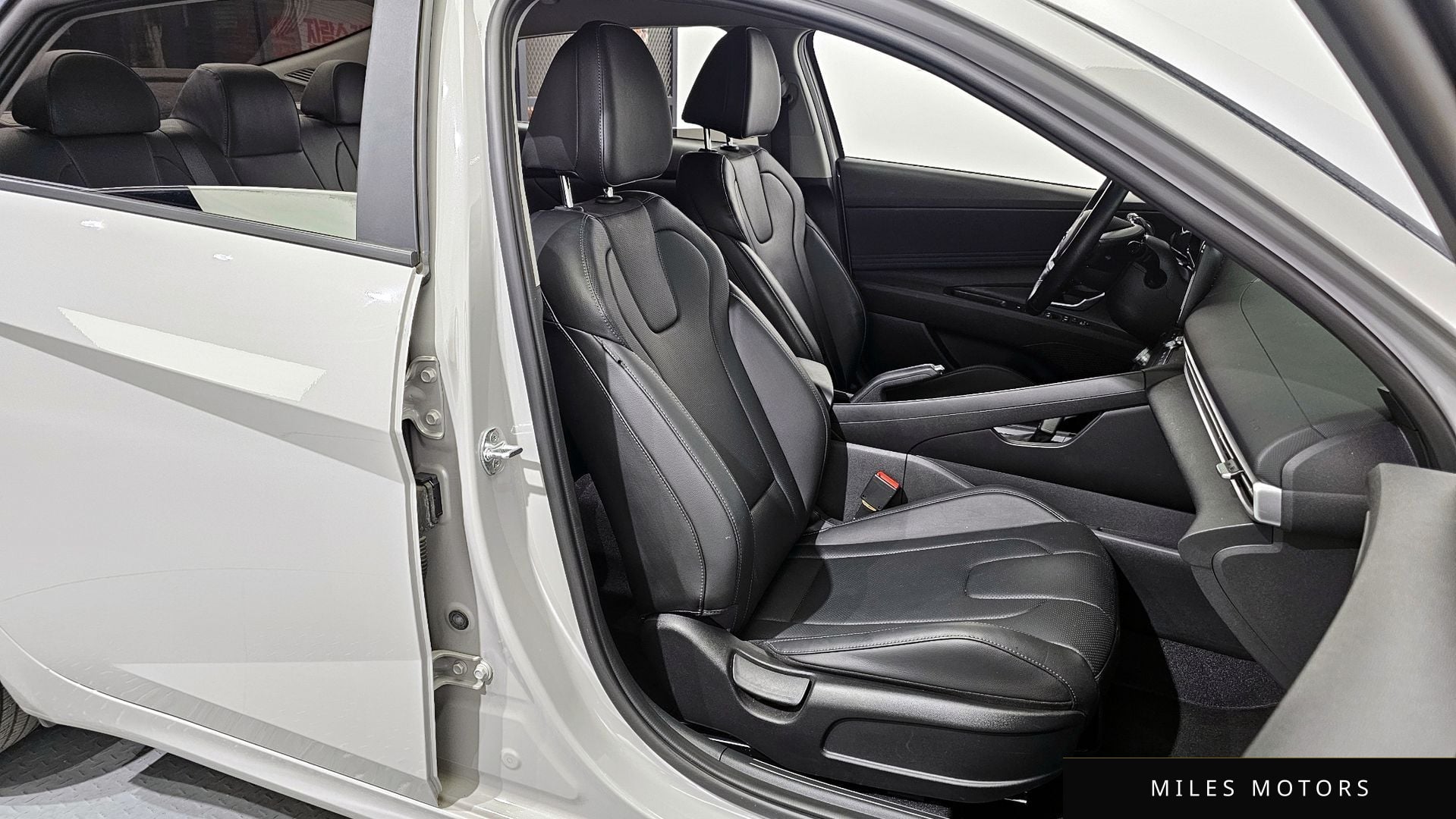 Hyundai AVANTE 2022 — миниатюра 18