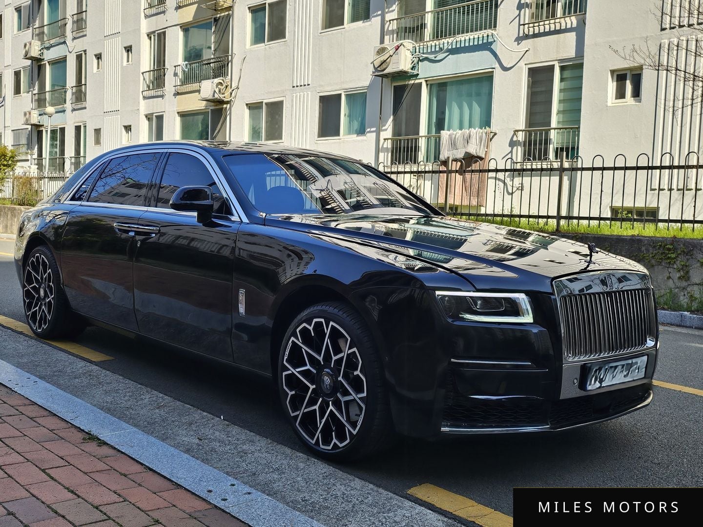 Rolls-Royce 고스트 2013 — миниатюра 2