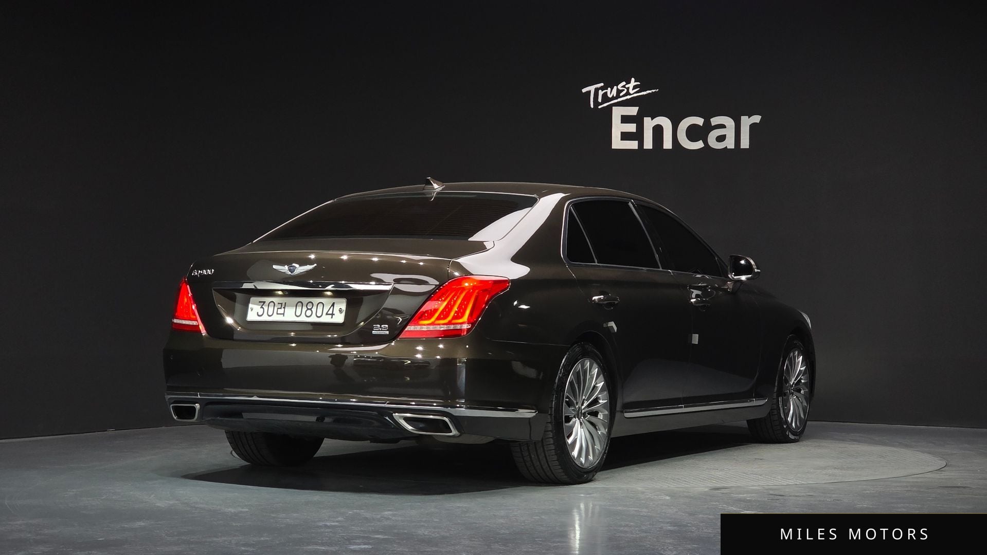 Genesis EQ900 2016 — миниатюра 2