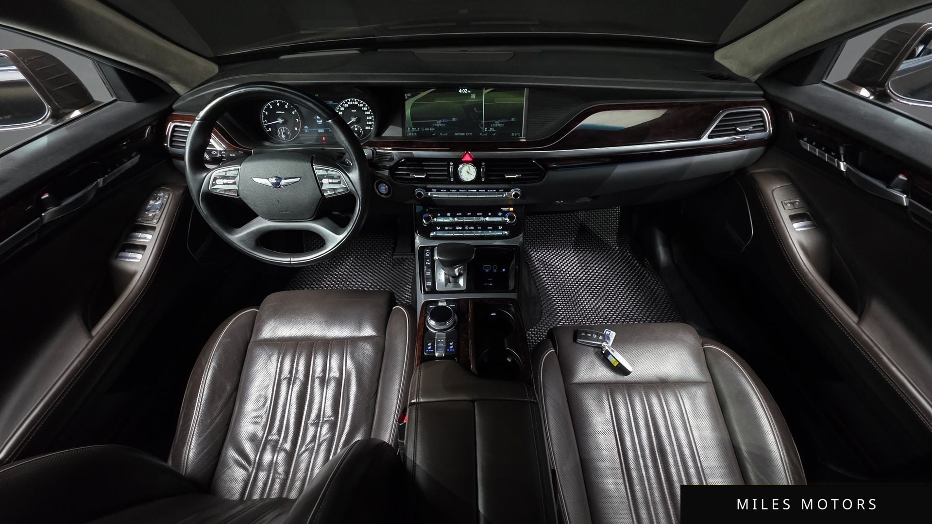 Genesis EQ900 2016 — миниатюра 10