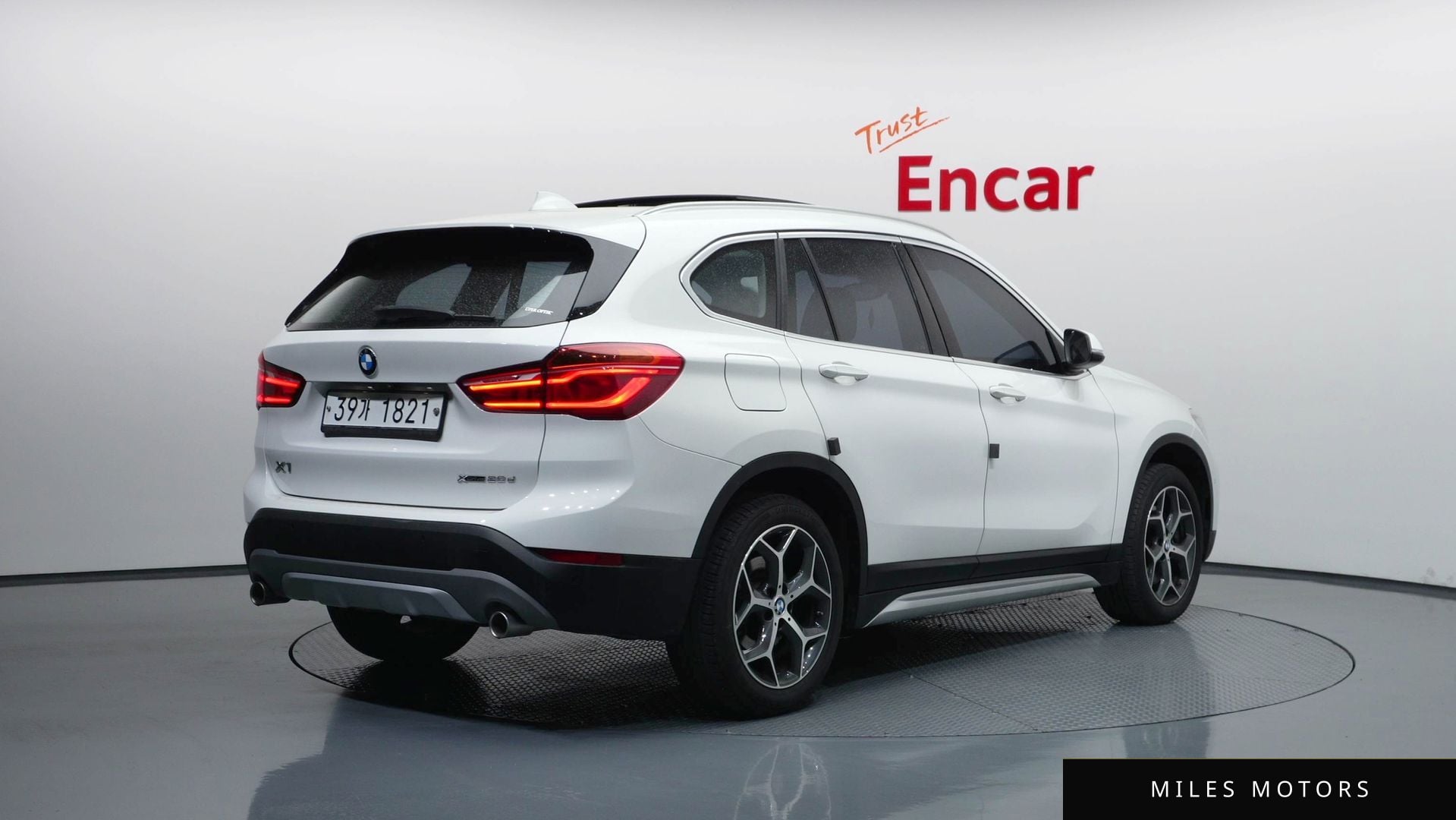 BMW X1 (F48) 2018 — миниатюра 2