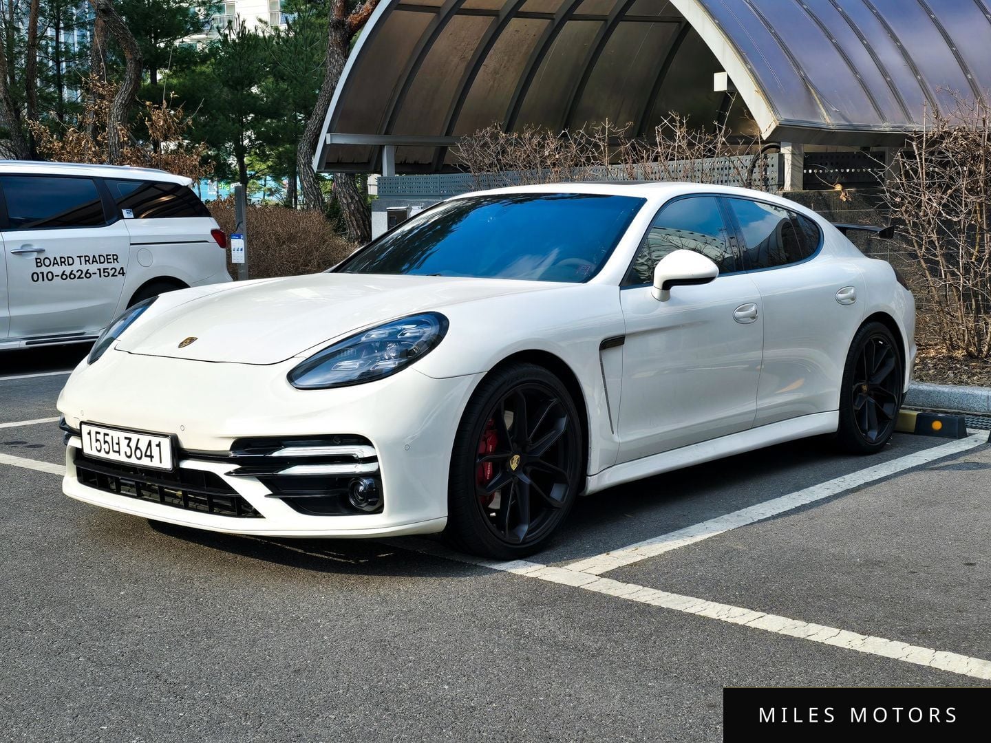 Porsche Panamera 2011 — миниатюра 3