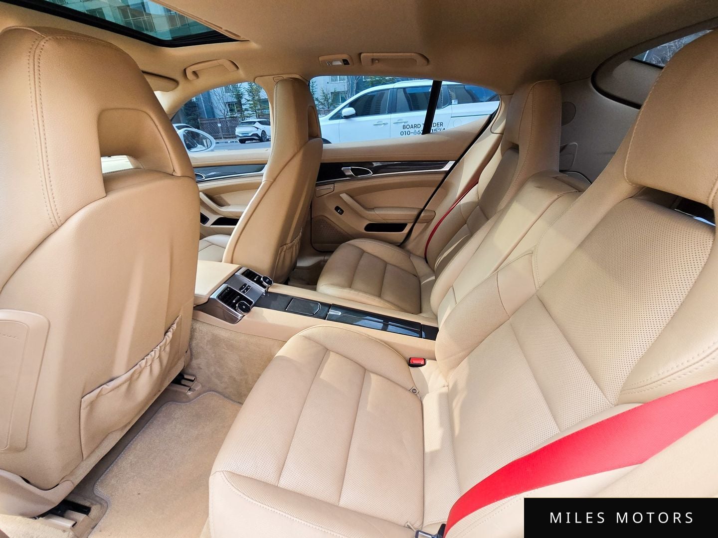 Porsche Panamera 2011 — миниатюра 8