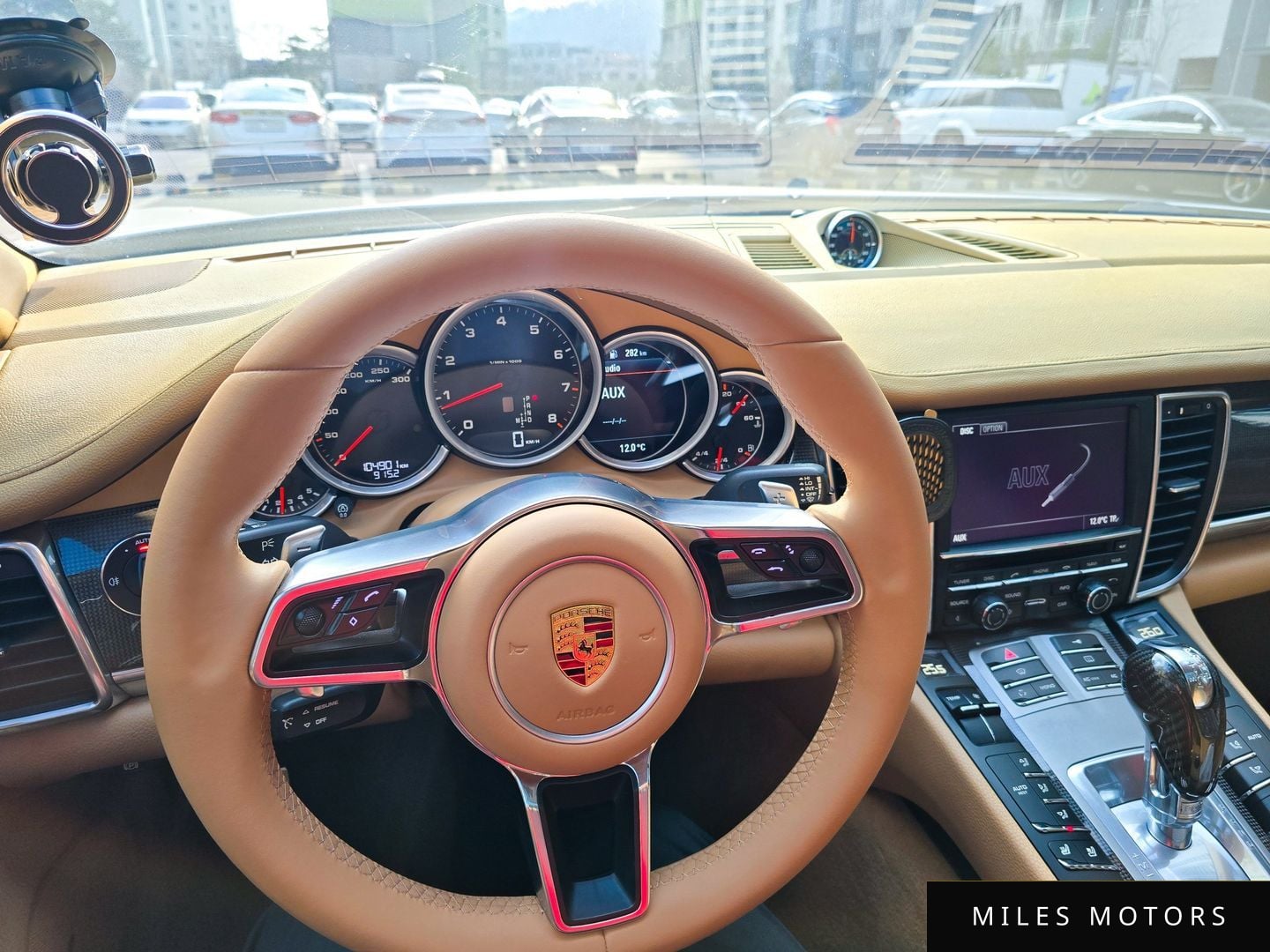 Porsche Panamera 2011 — миниатюра 10