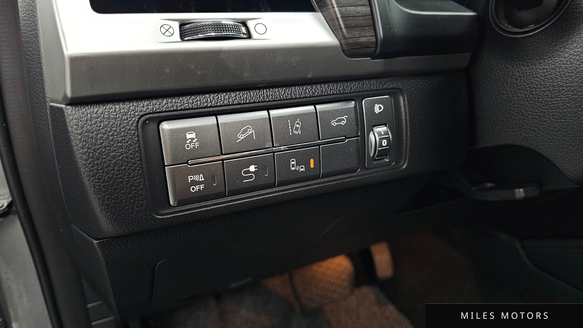 KG Mobility Rexton 2018 — миниатюра 24