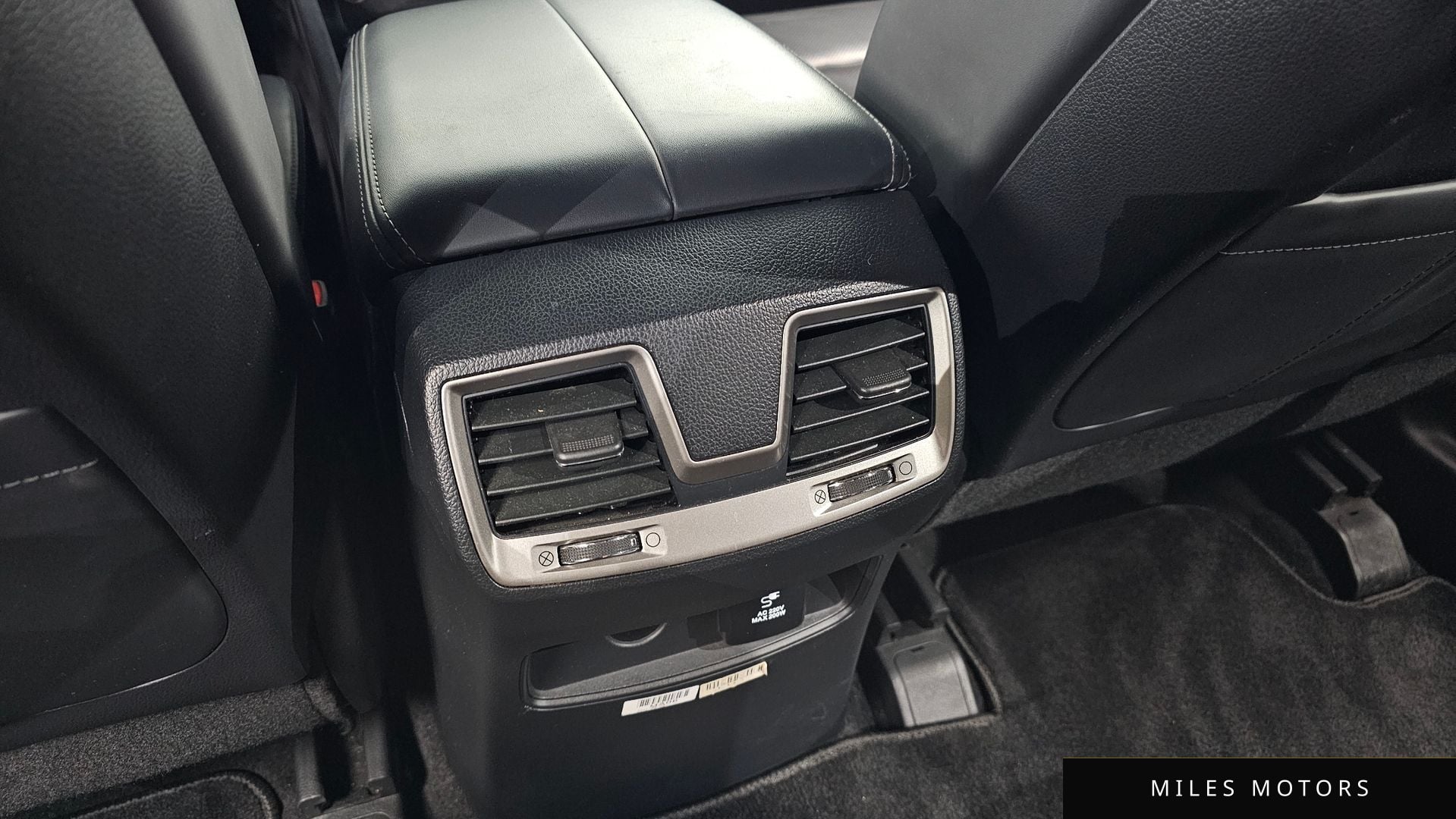 KG Mobility Rexton 2018 — миниатюра 32