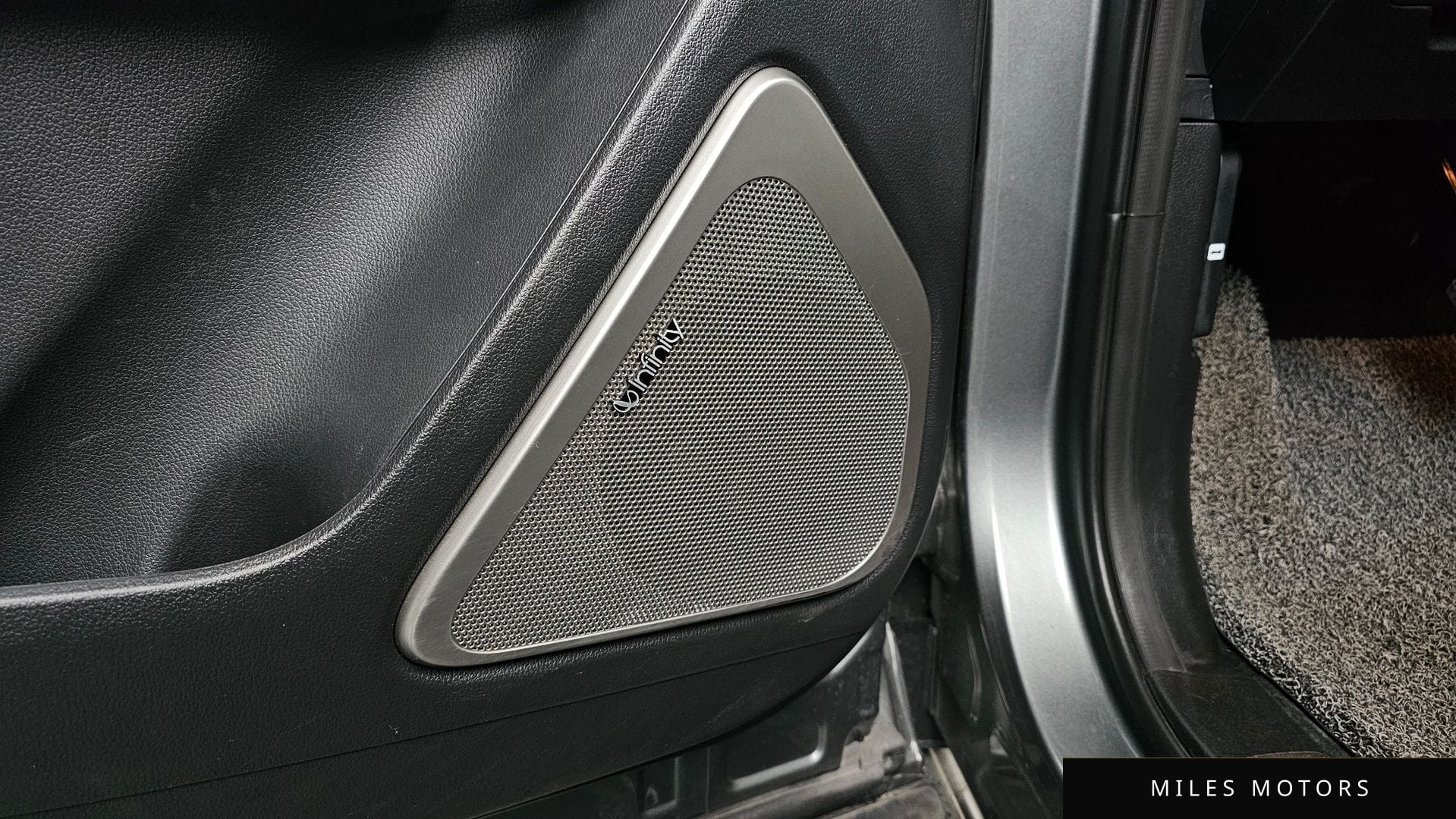 KG Mobility Rexton 2018 — миниатюра 39