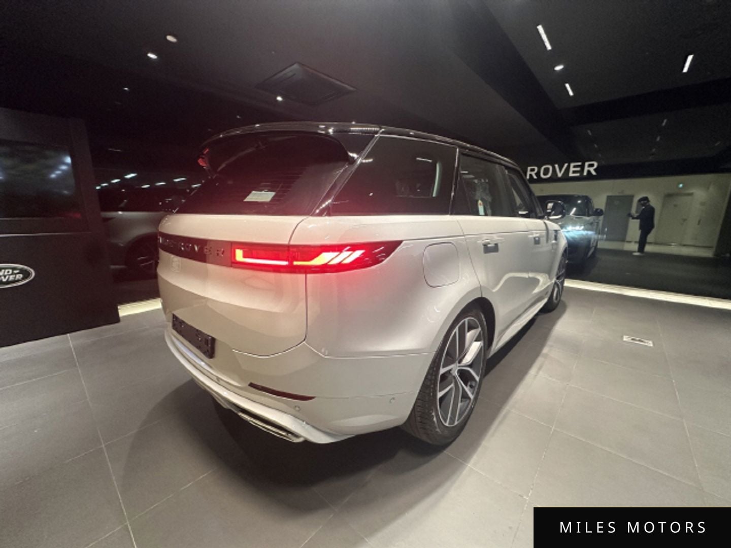 Land Rover Range Rover Sport 2025 — миниатюра 5