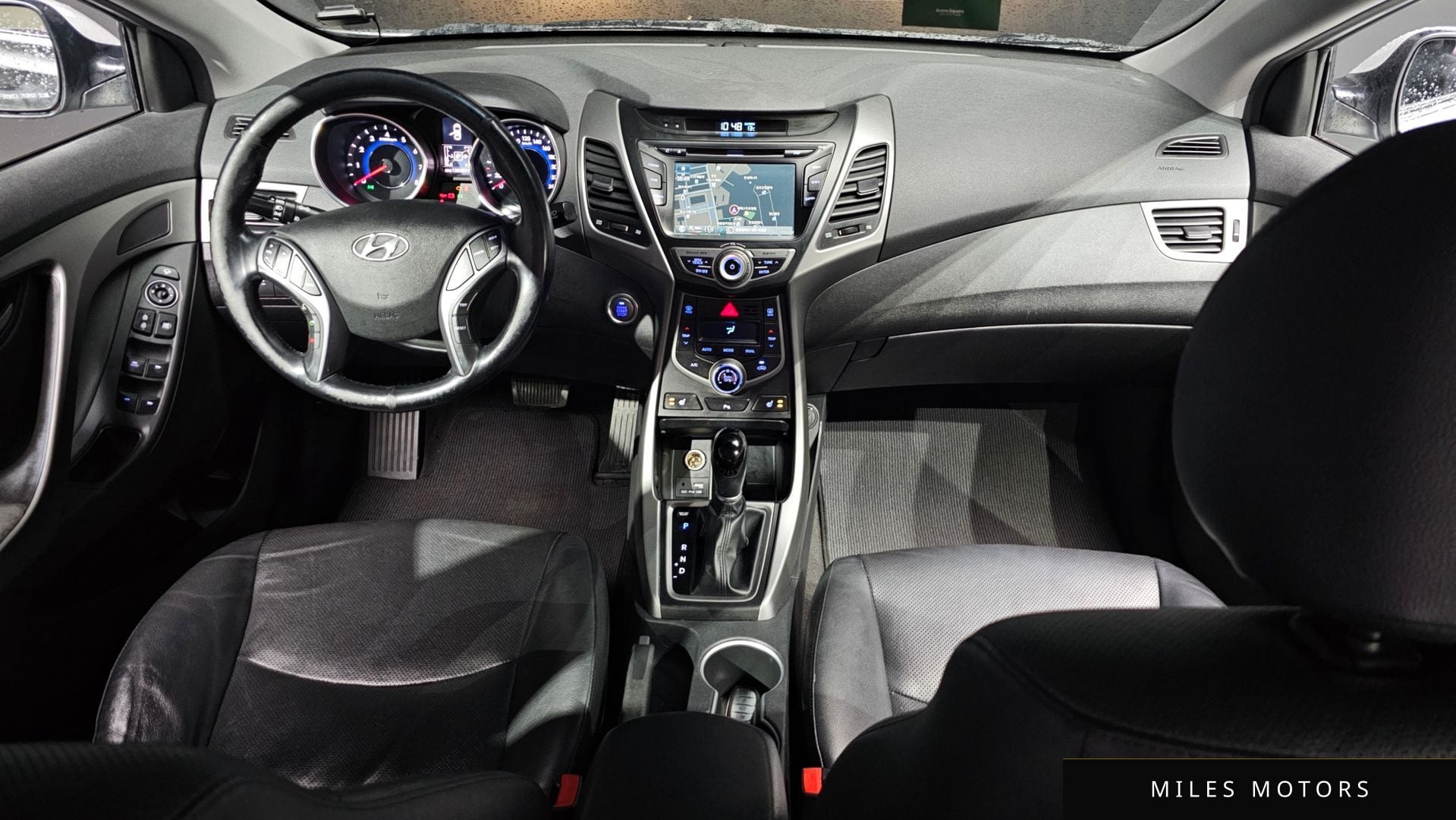 Hyundai AVANTE 2015 — миниатюра 10
