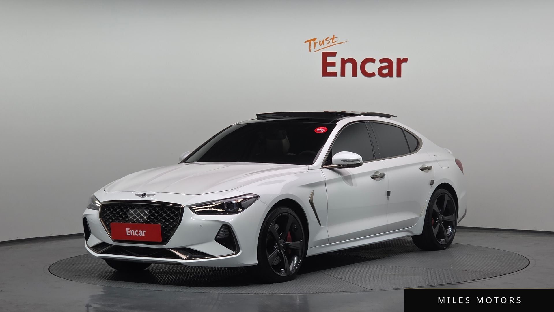 Genesis G70 2019 — фото 1 из 12
