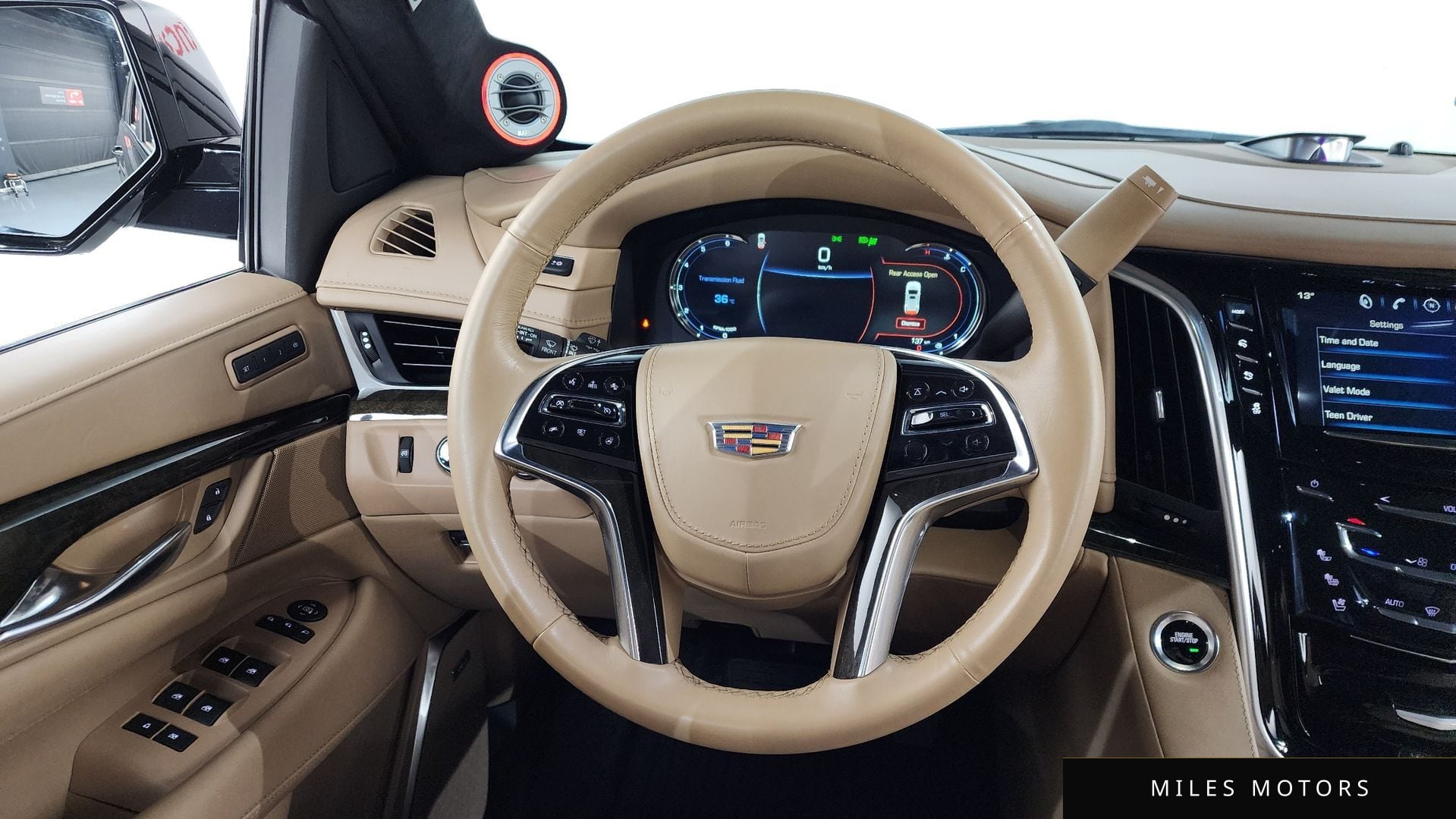 Cadillac Escalade 2019 — миниатюра 18