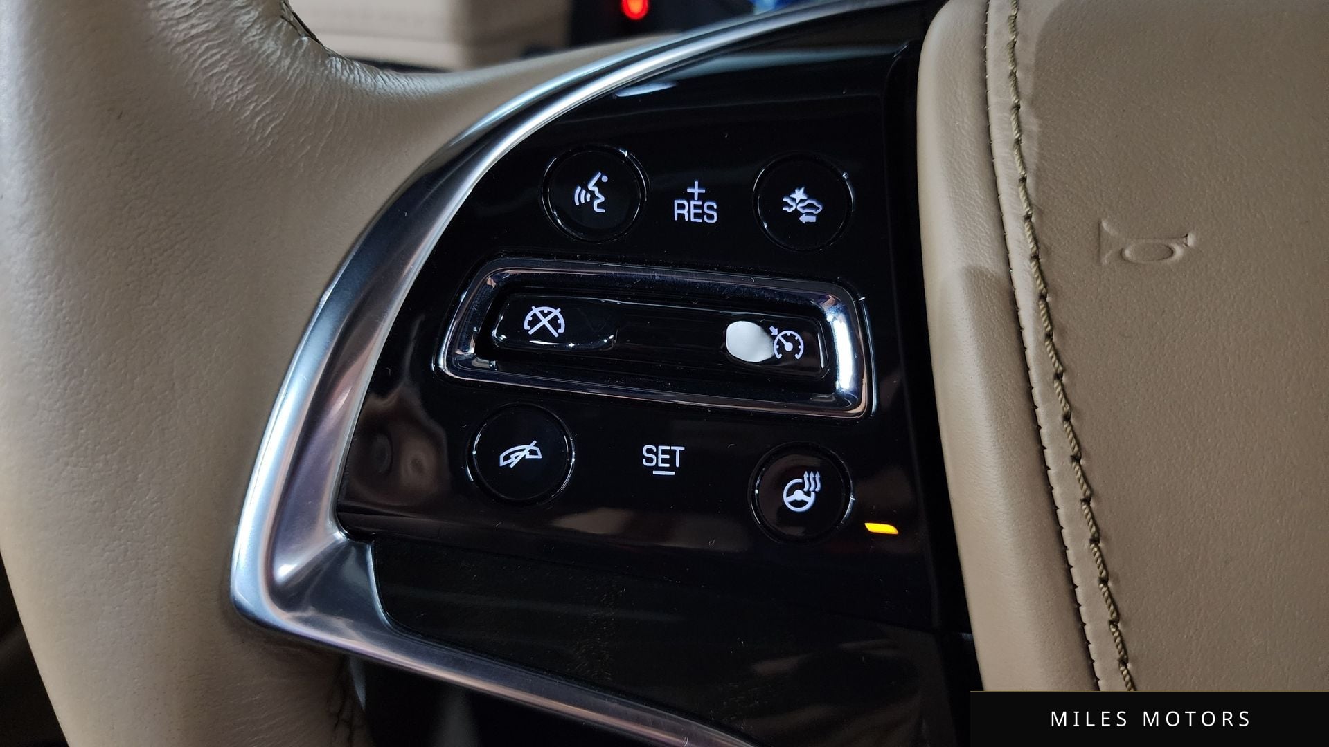 Cadillac Escalade 2019 — миниатюра 21