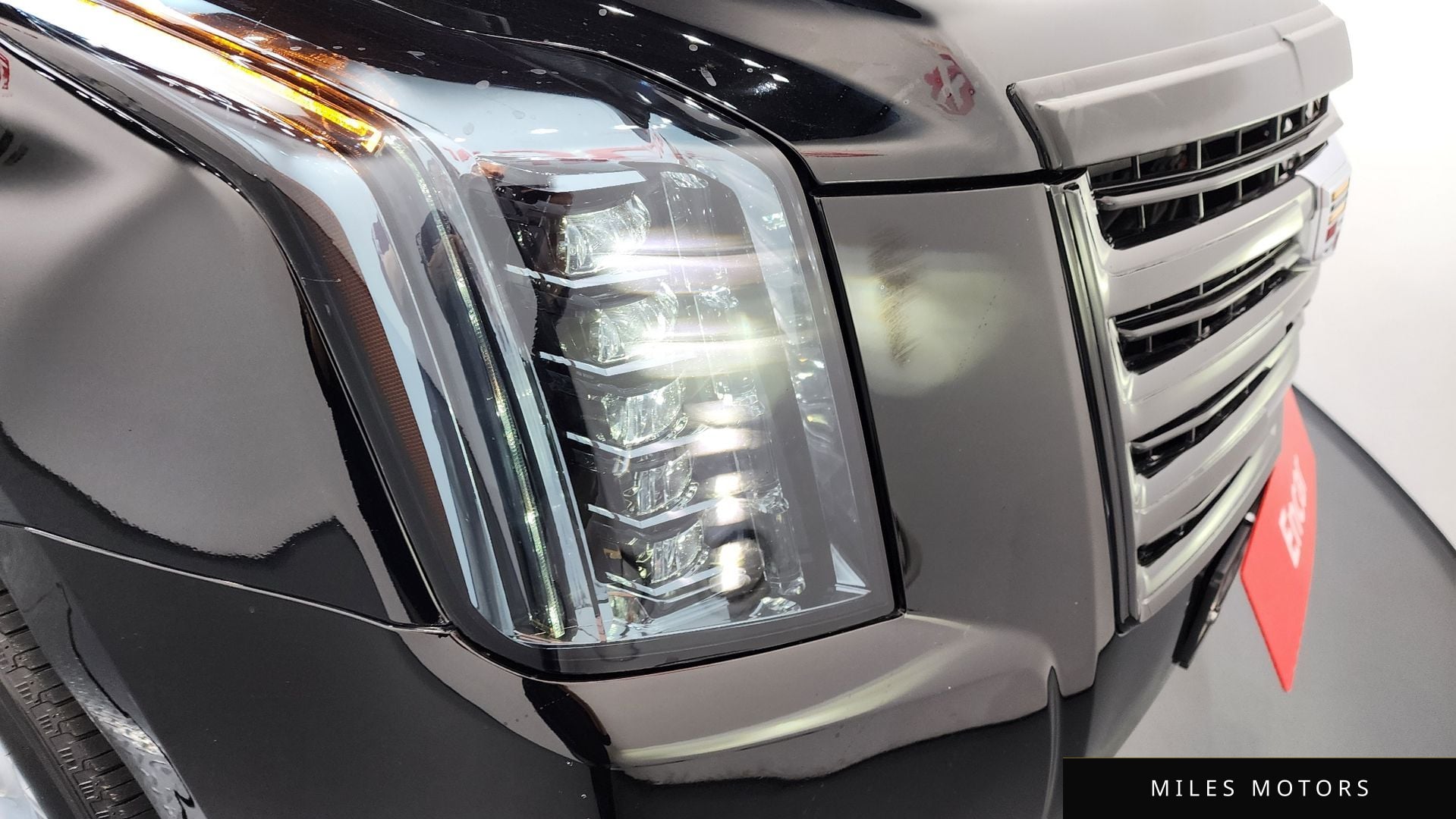 Cadillac Escalade 2019 — миниатюра 8