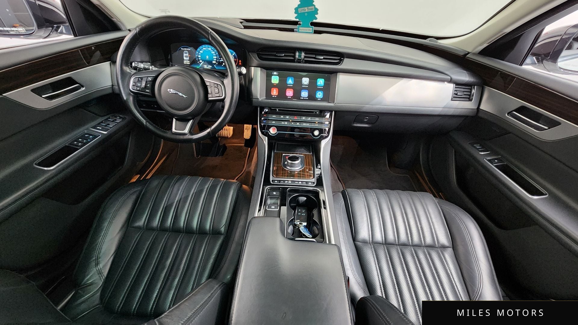 Jaguar XF (X260) 2017 — миниатюра 7