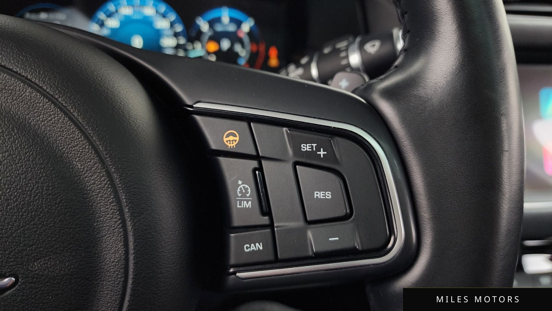 Jaguar XF (X260) 2017 — миниатюра 19