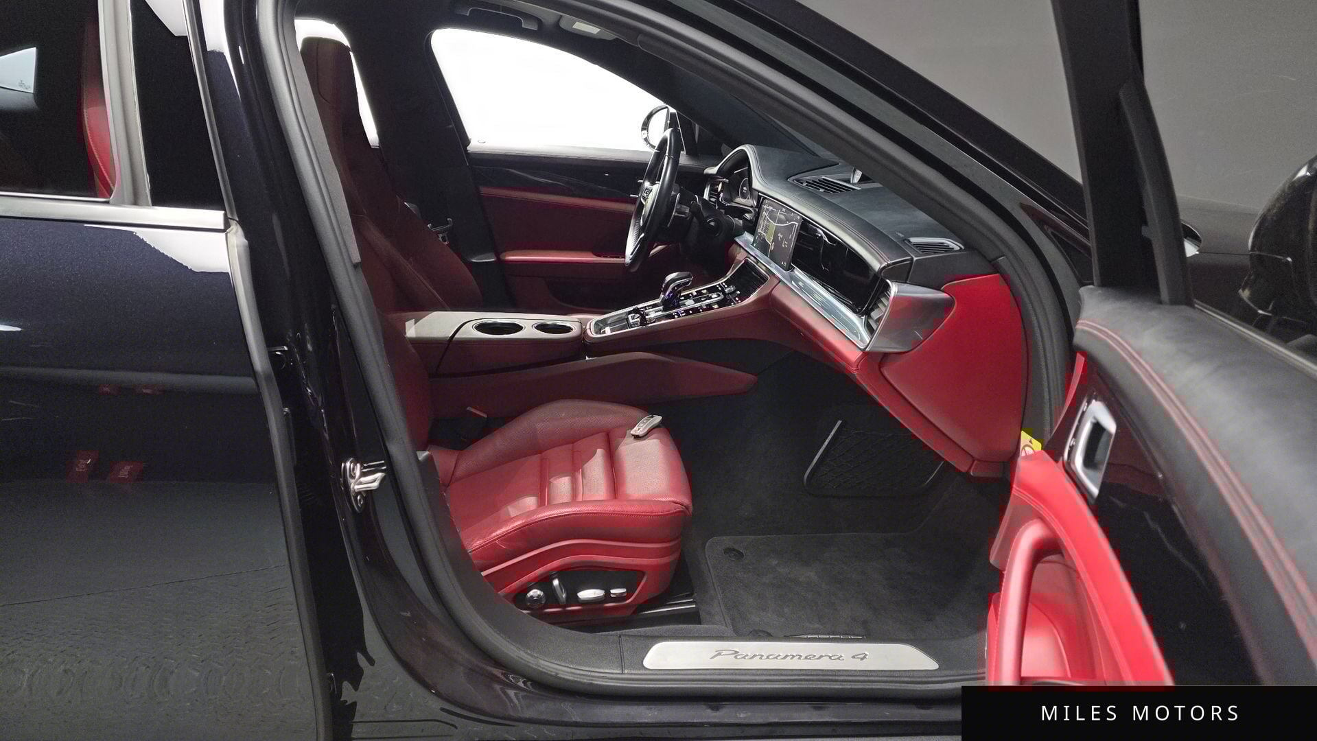 Porsche 파나메라 (971) 2018 — миниатюра 18