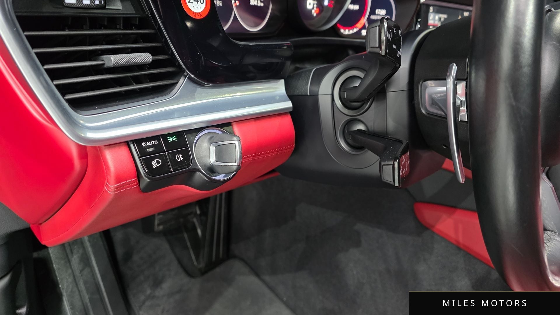 Porsche 파나메라 (971) 2018 — миниатюра 16