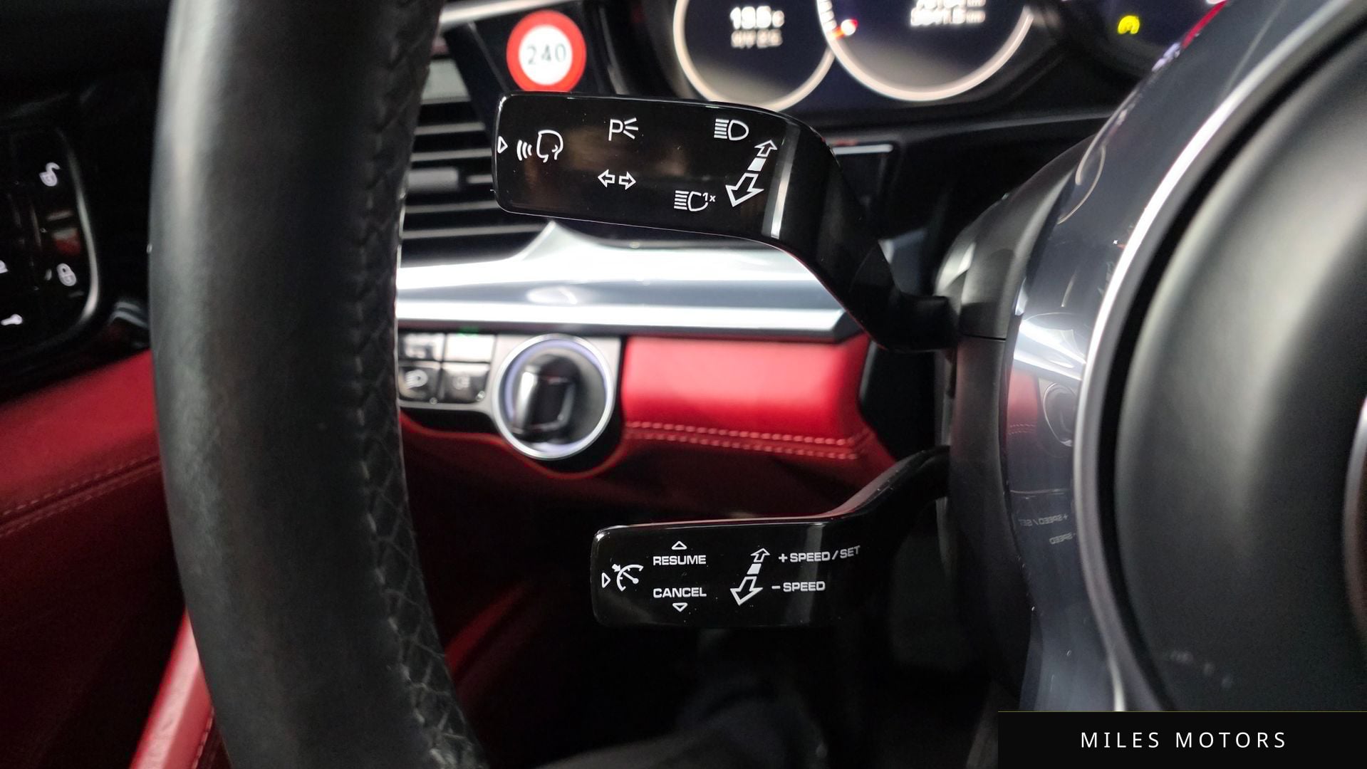 Porsche 파나메라 (971) 2018 — миниатюра 28
