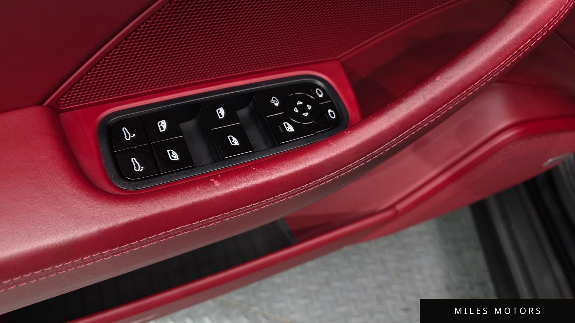 Porsche 파나메라 (971) 2018 — миниатюра 29