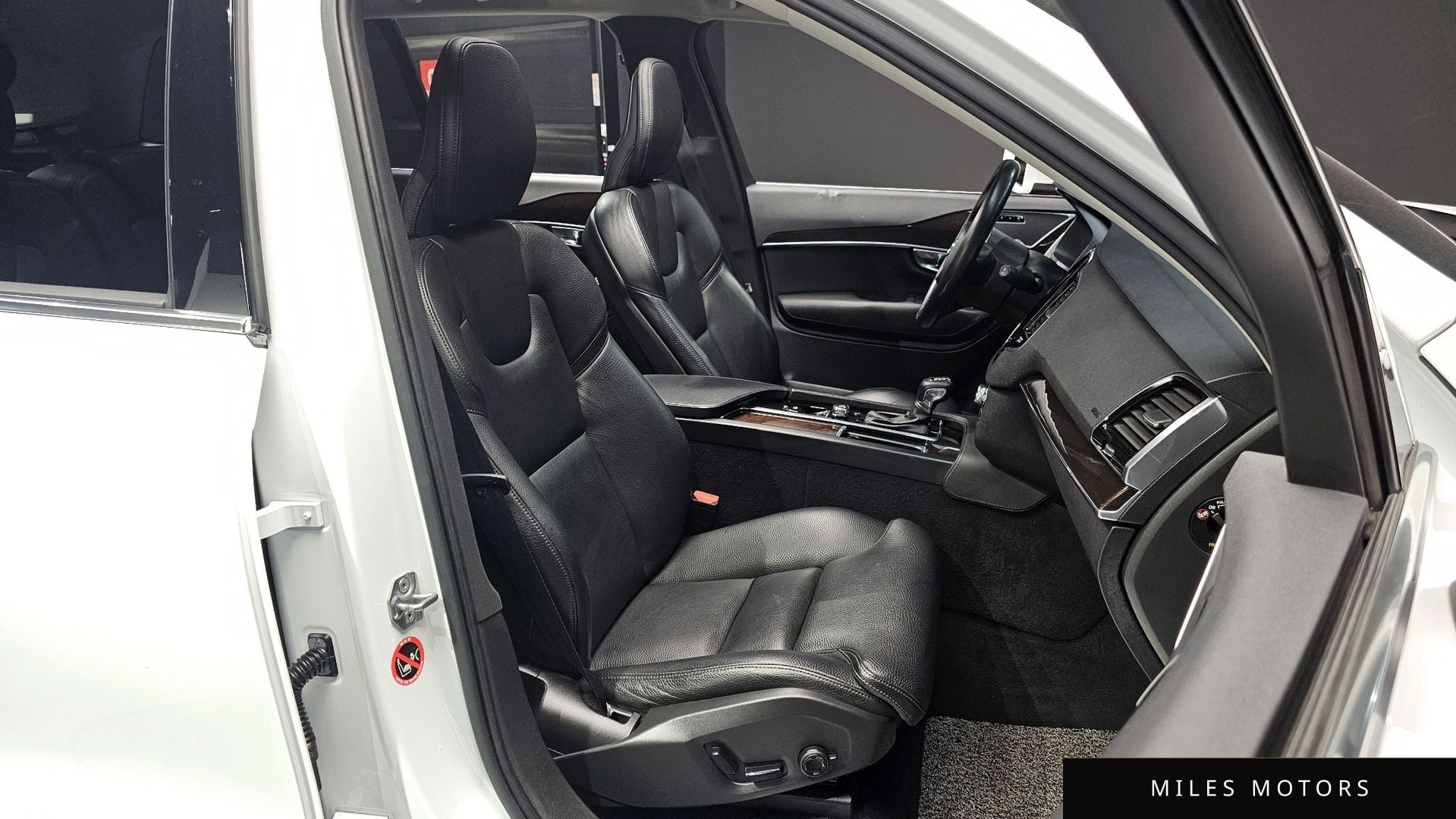 Volvo XC90 2019 — миниатюра 11