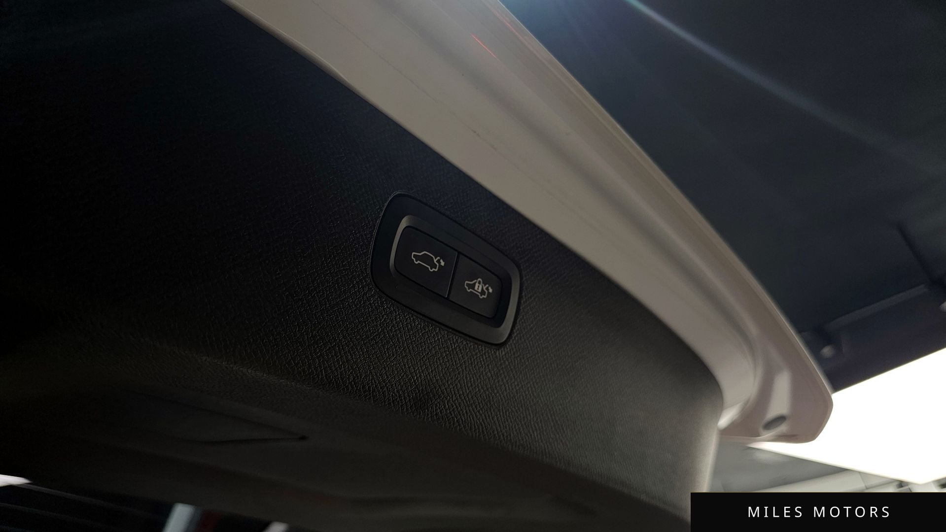 Volvo XC90 2019 — миниатюра 17
