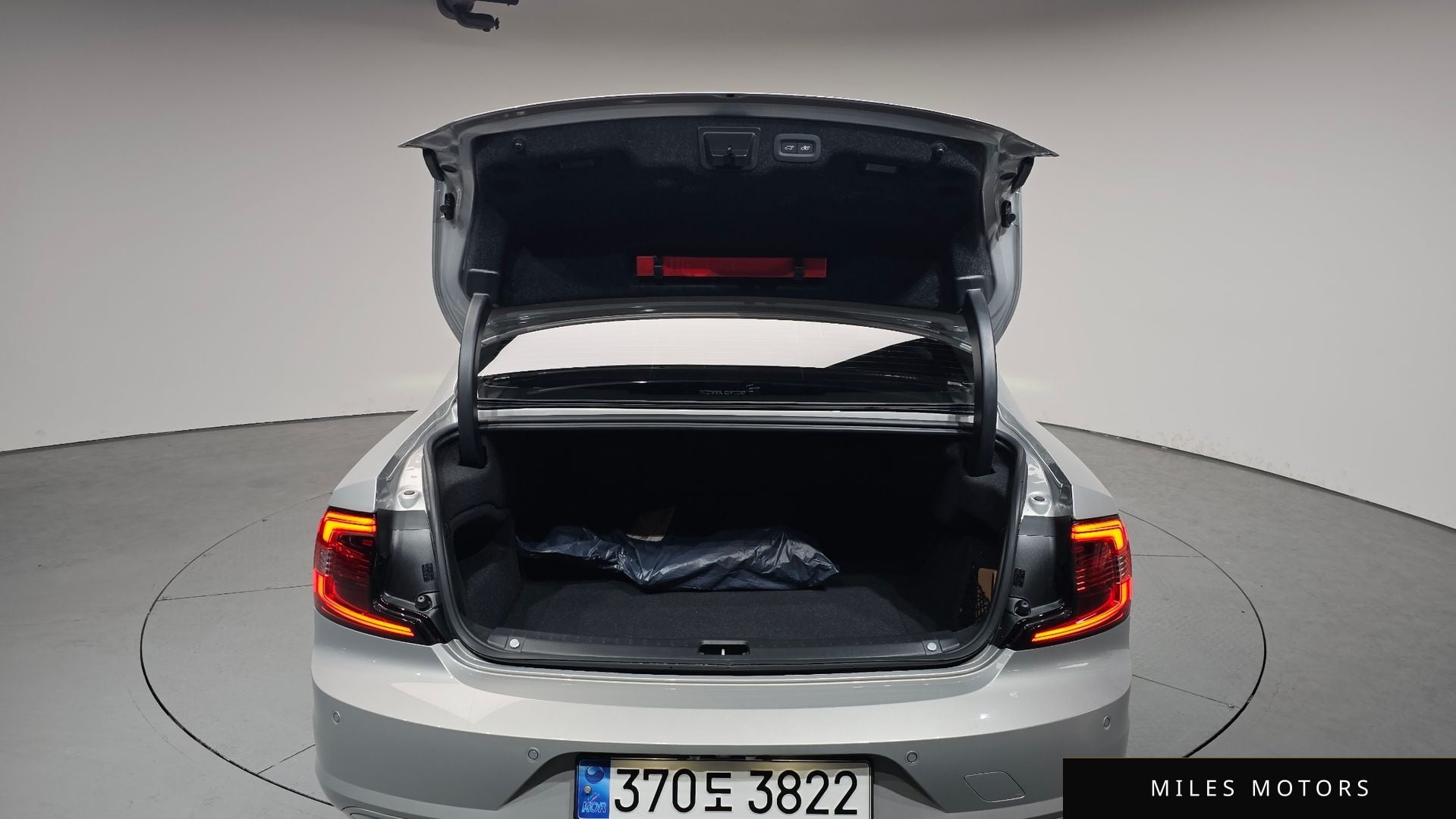 Volvo S90 2024 — миниатюра 32