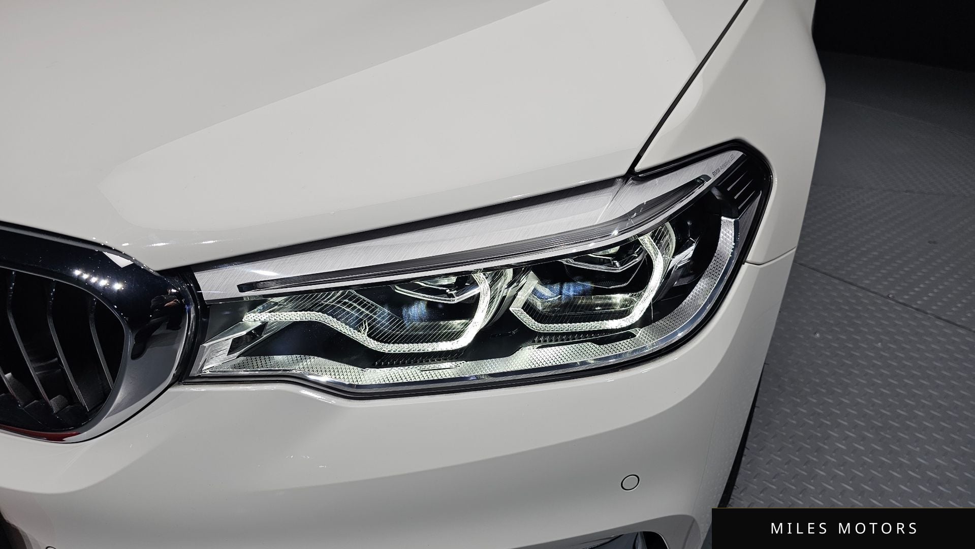 BMW 5 Series (G30) 2018 — миниатюра 8