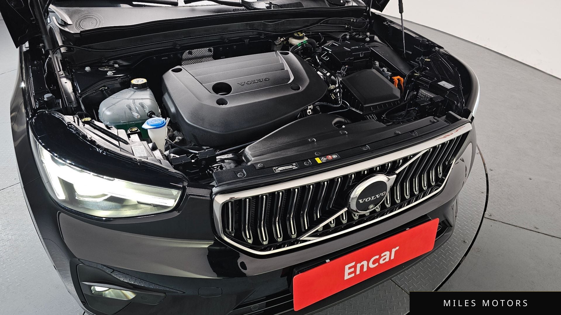 Volvo XC40 2025 — миниатюра 5