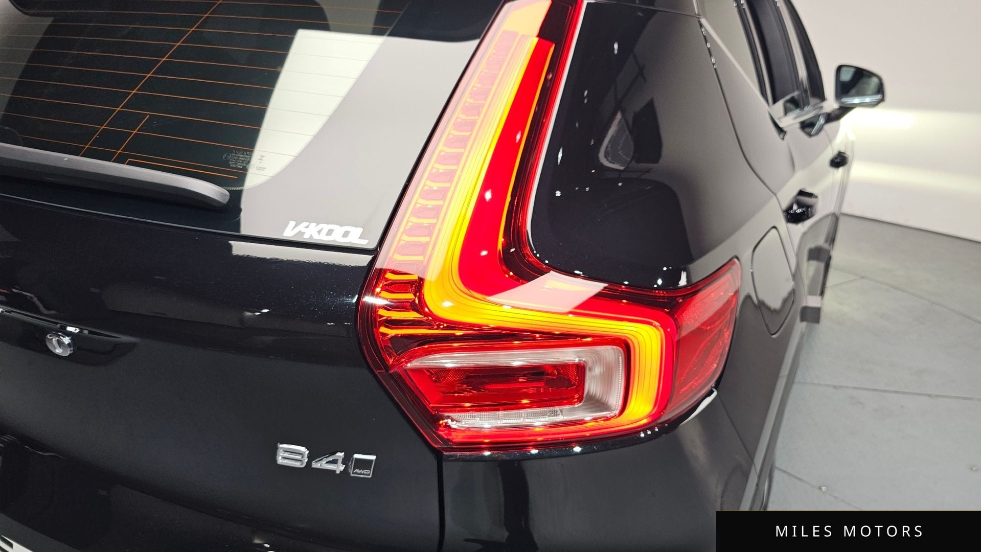 Volvo XC40 2025 — миниатюра 8
