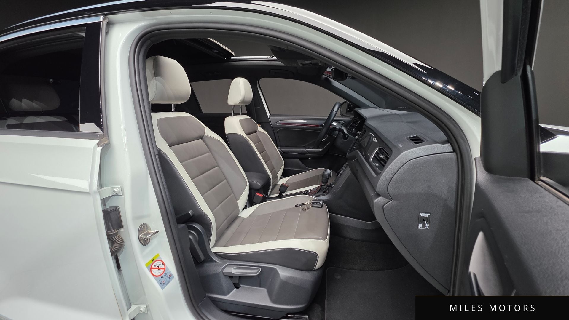 Volkswagen 티록 2022 — миниатюра 13
