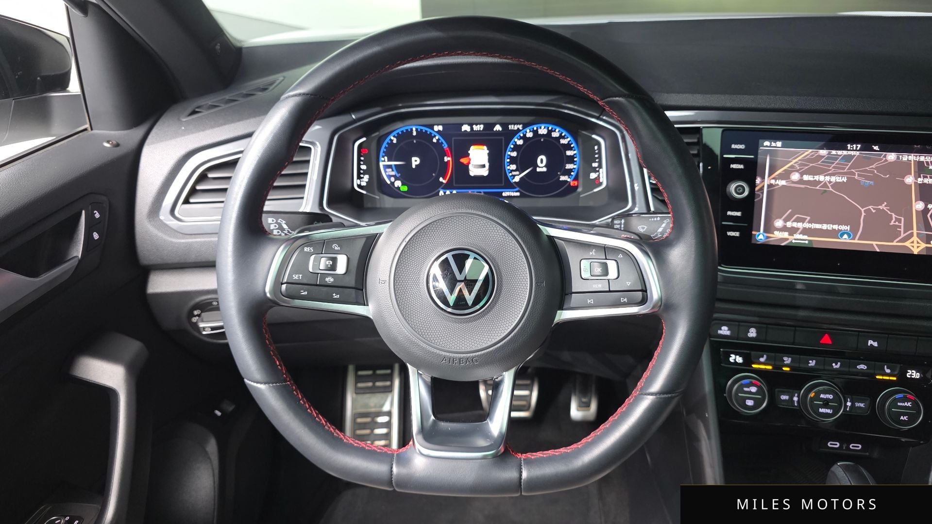 Volkswagen 티록 2022 — миниатюра 19
