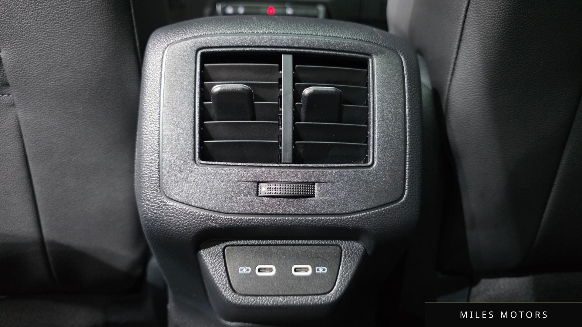 Volkswagen 티록 2022 — миниатюра 24