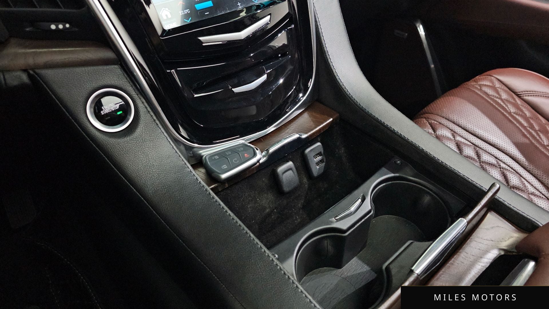 Cadillac 에스컬레이드 2015 — миниатюра 9