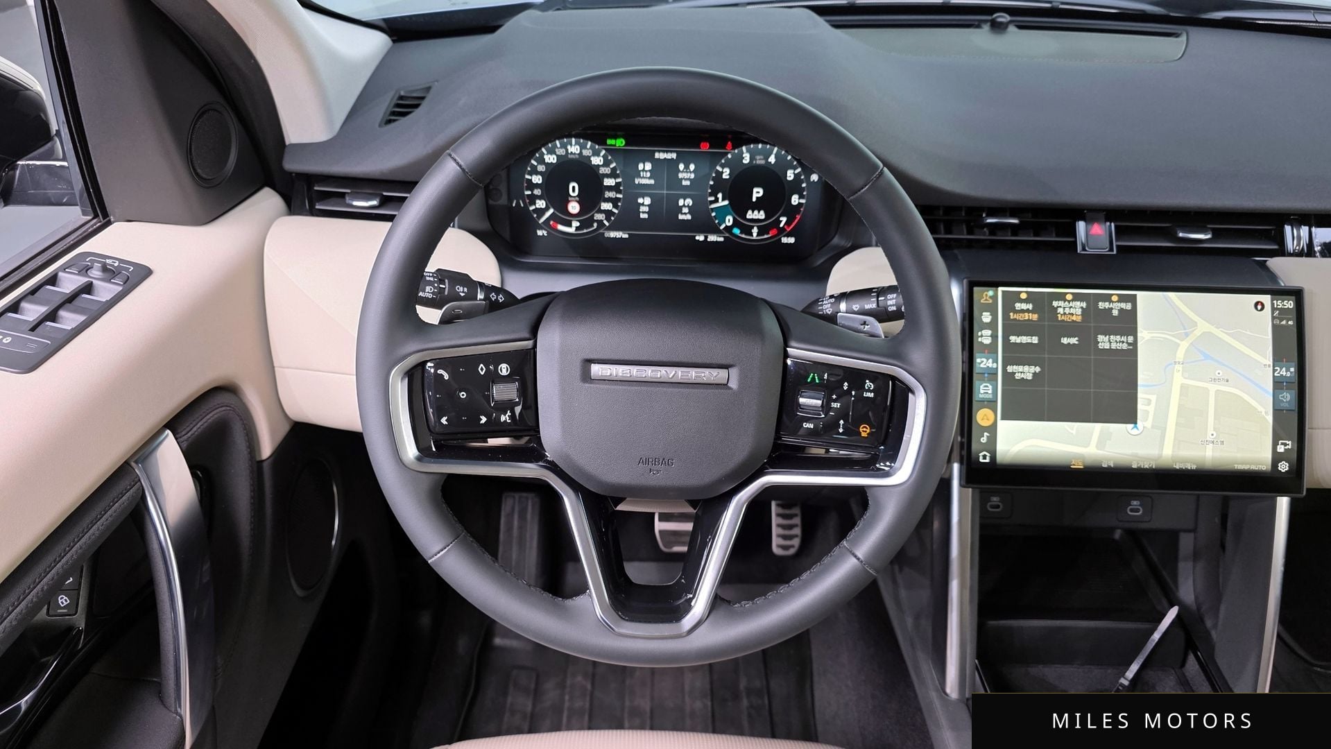 Land Rover Discovery Sport 2025 — миниатюра 13
