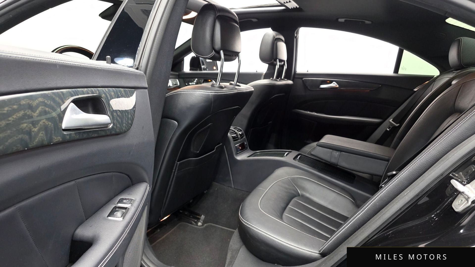 Mercedes-Benz CLS-Class W218 2016 — миниатюра 11