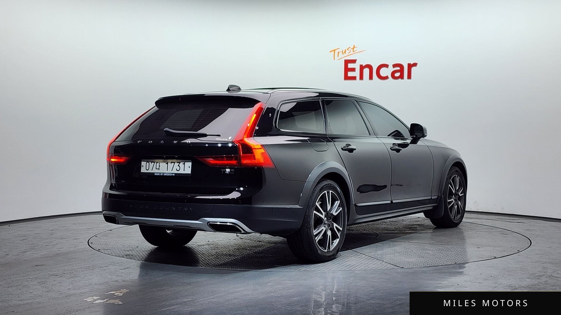 Volvo V90 2018 — миниатюра 2