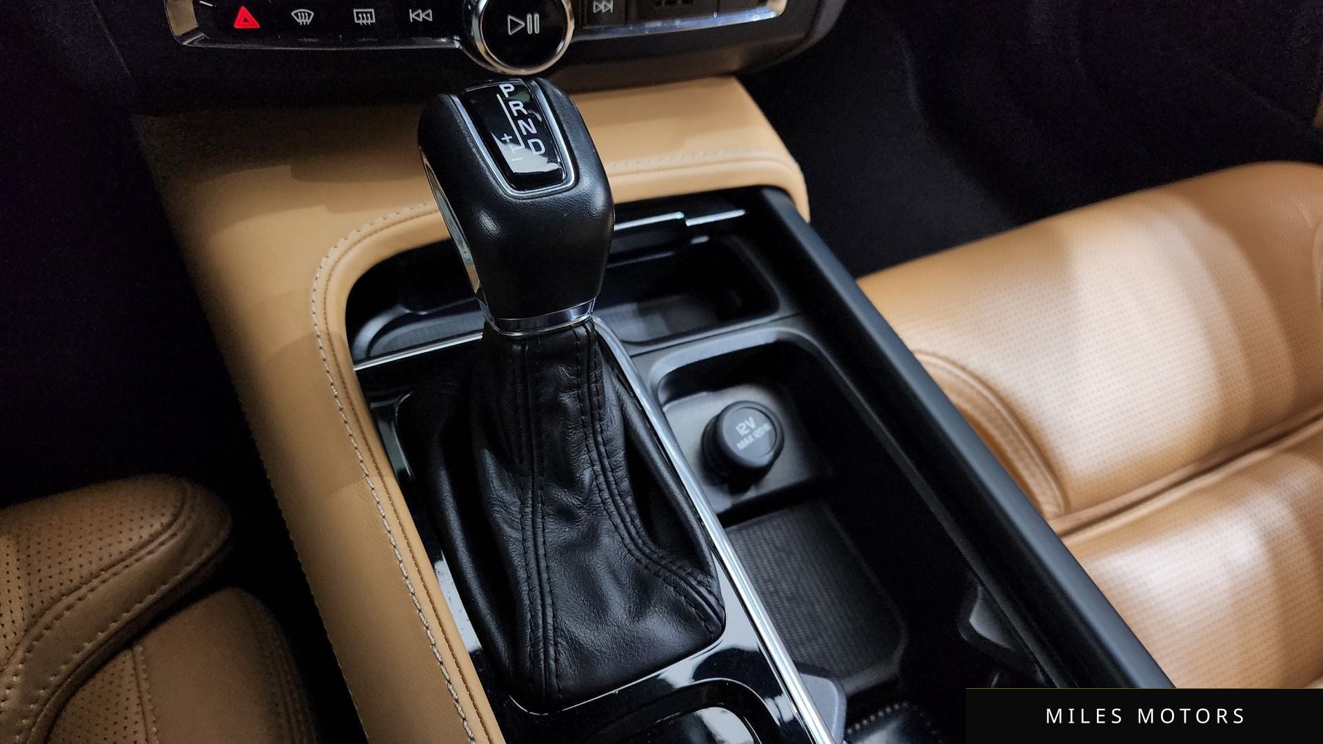 Volvo V90 2018 — миниатюра 9
