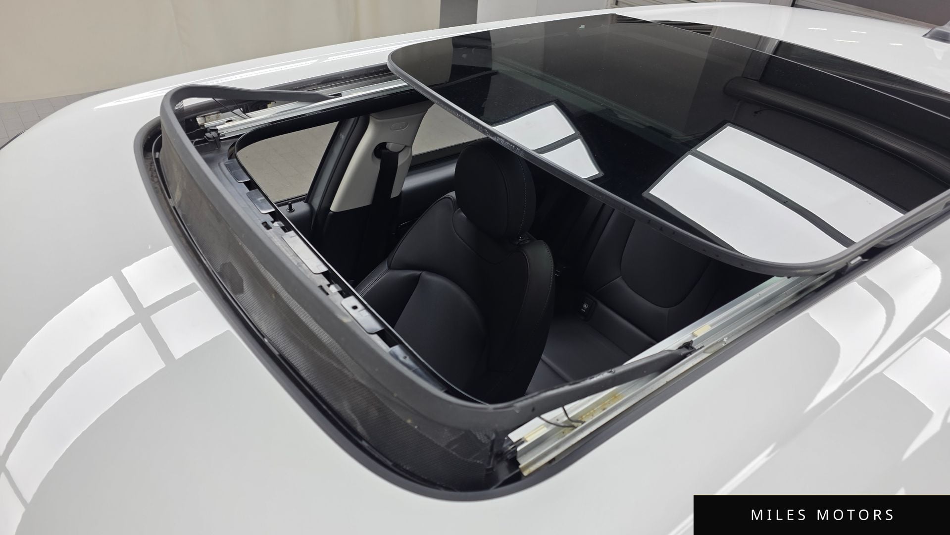 MINI 쿠퍼 클럽맨 2022 — миниатюра 24