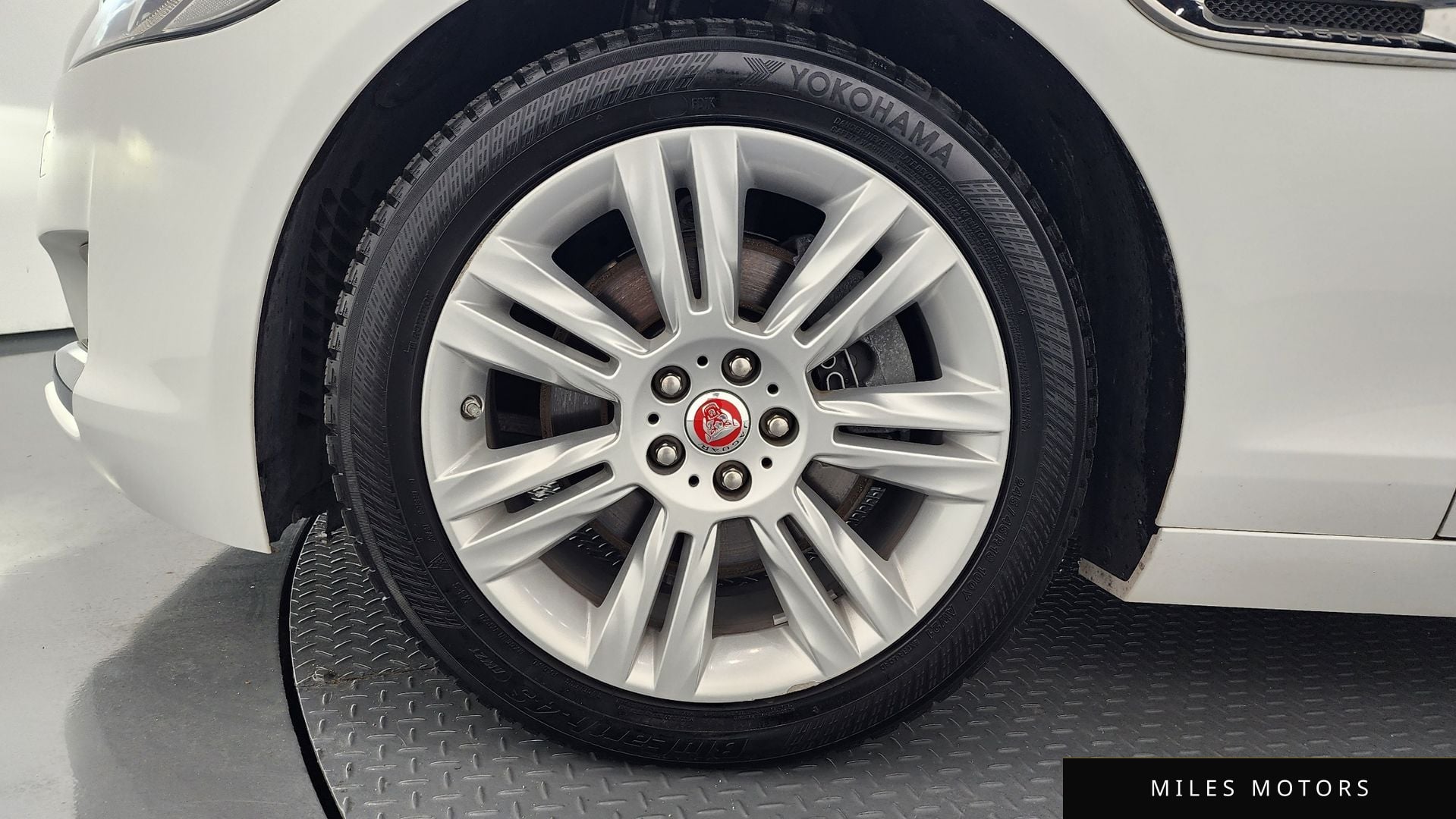 Jaguar XF (X260) 2018 — миниатюра 5