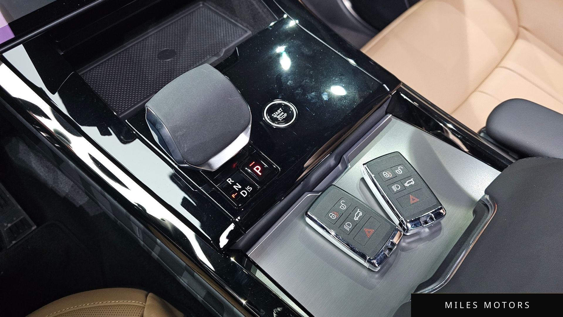 Land Rover Range Rover Sport 2025 — миниатюра 9
