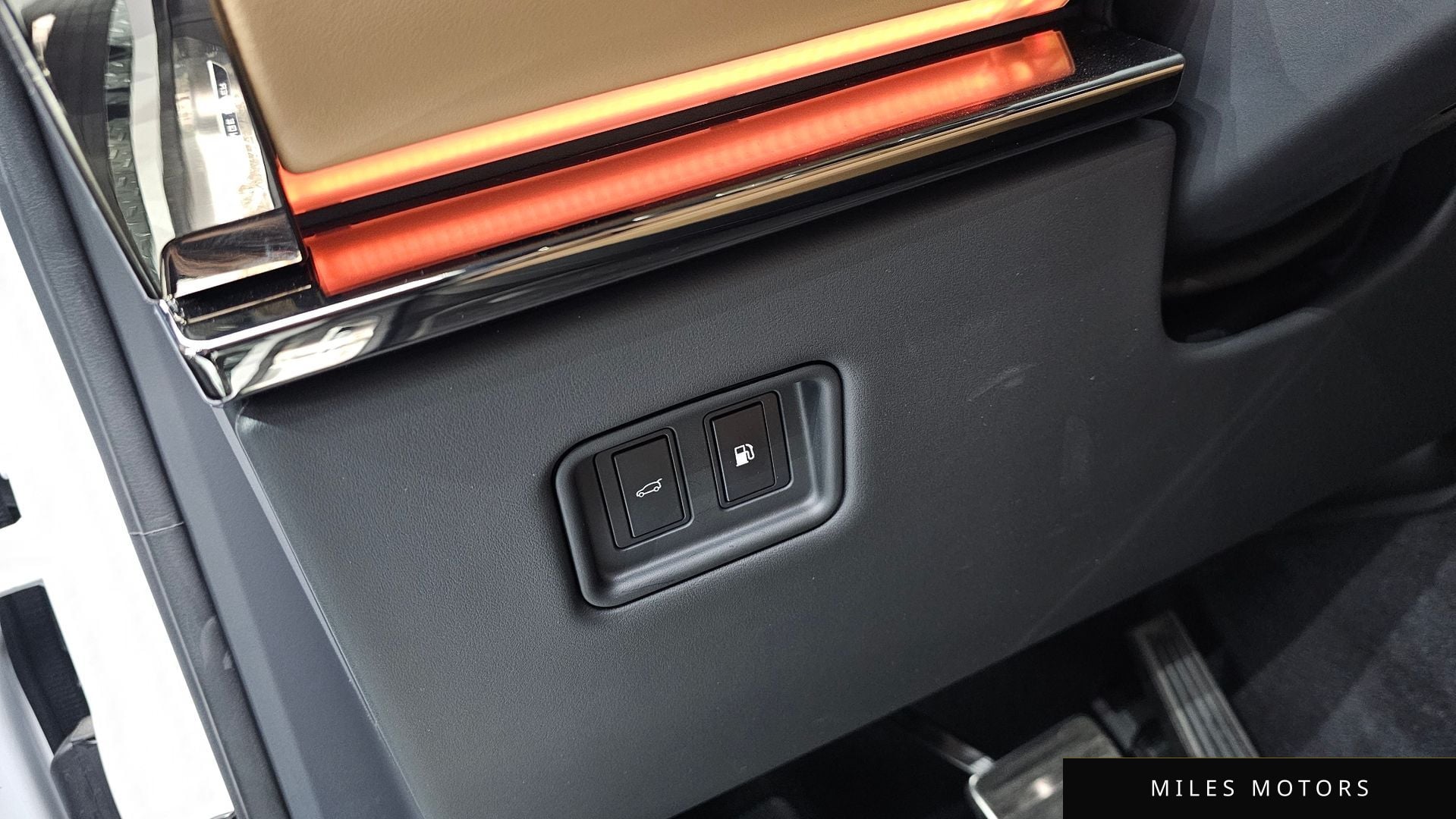 Land Rover Range Rover Sport 2025 — миниатюра 12